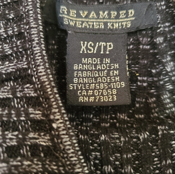 Black and Grey Long Sleeve Mock Bodycone Sweater - Picture 2 of 3